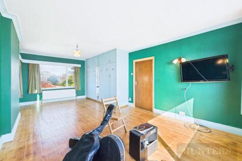 CAM05333G0-PR0008-STILL015.jpg