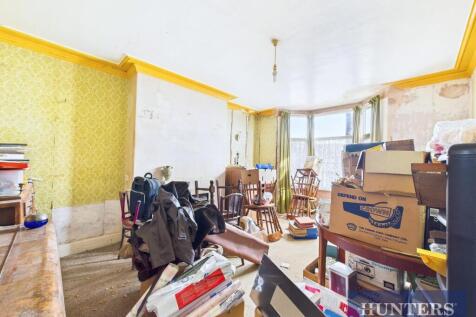 CAM05333G0-PR0014-STILL016.jpg