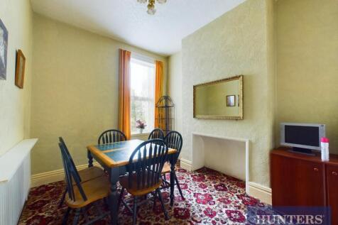 CAM03696G0-PR0427-STILL014.jpg