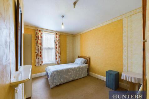 CAM03696G0-PR0427-STILL011.jpg