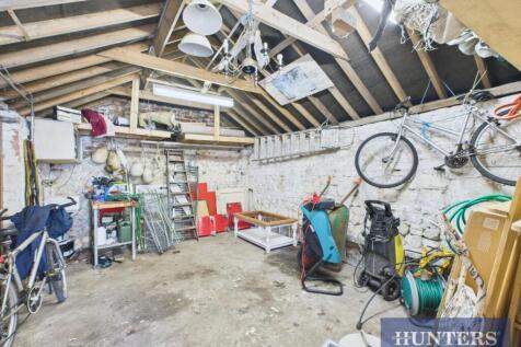 CAM05333G0-PR0103-STILL019.jpg