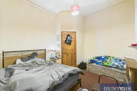 CAM05333G0-PR0083-STILL016.jpg
