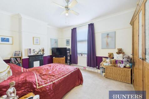 CAM05333G0-PR0052-STILL005.jpg