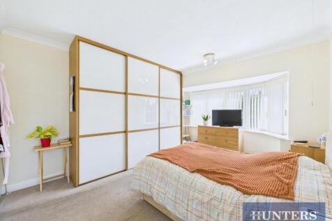 CAM05333G0-PR0129-STILL006.jpg