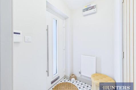 CAM05333G0-PR0134-STILL012.jpg