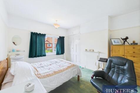 CAM05333G0-PR0166-STILL003.jpg