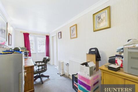 CAM05333G0-PR0194-STILL009.jpg