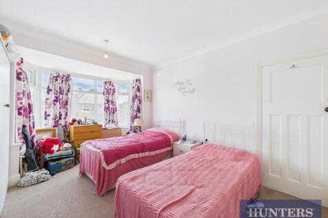 CAM05333G0-PR0244-STILL006.jpg