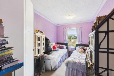 CAM05333G0-PR0261-STILL005.jpg