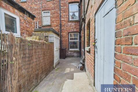 CAM05333G0-PR0158-STILL018.jpg