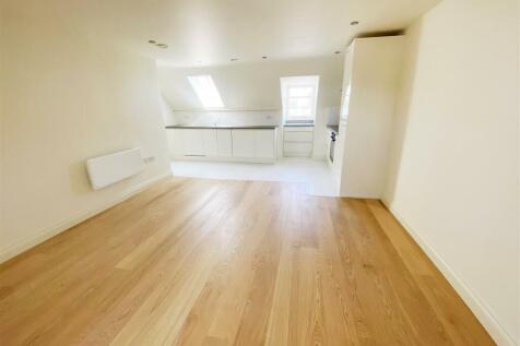Open Plan Lounge Kitchen.jpg