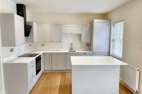 Kitchen Close.jpg