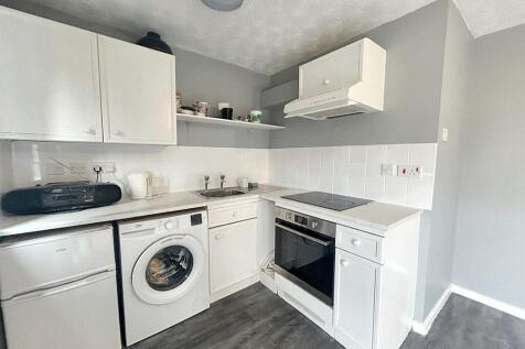 Kitchen area.jpg