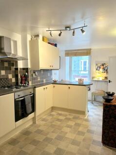 Kitchen 1.jpg