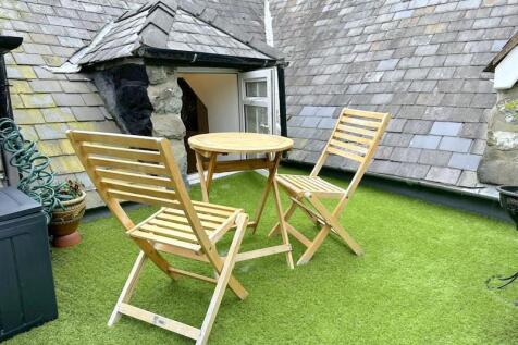 Roof Terrace 3.jpg