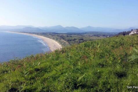Harlech beach.jpg