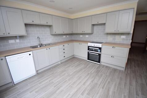 Kitchen 1.JPG