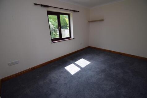 BEdroom 2.JPG