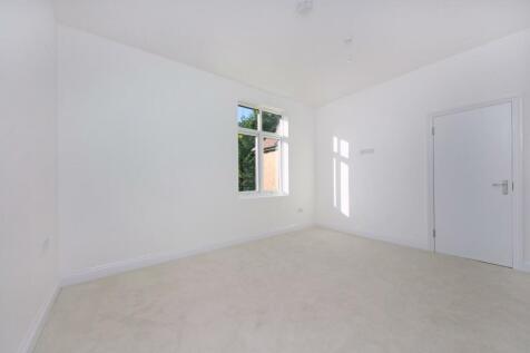 Woodfield rd (10).jpg