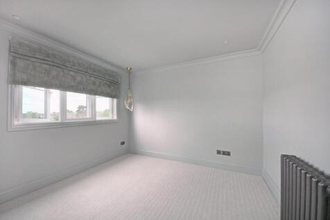 GV- 44 Haslemere Avenue (22).jpg