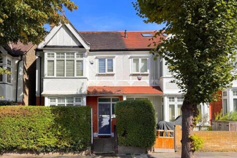 24Lindfield-front.jpg