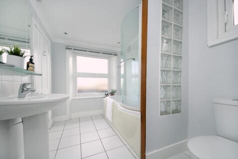 GV- F4 - TFF 55 Windsor Rd (13).jpg