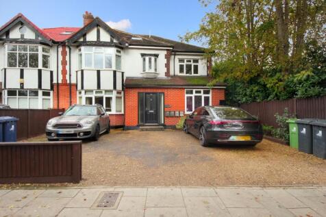 GV- F1 - 22 Twyford Cresc (2).jpg