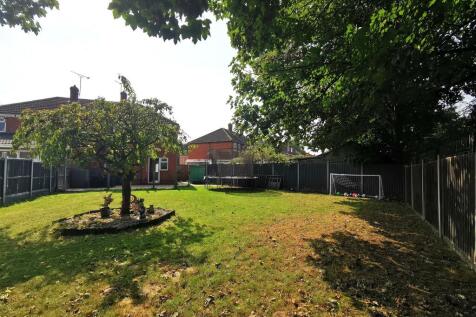 rear garden 3.jpg