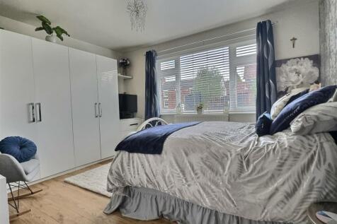 Annex Bedroom Five