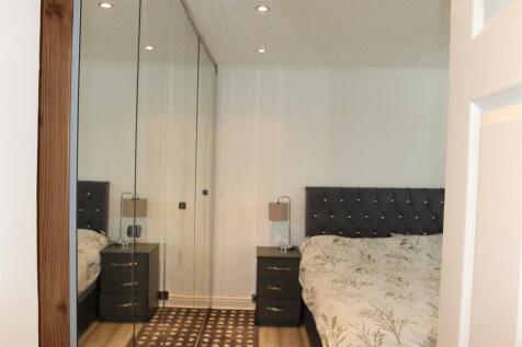 Master bedroom 2