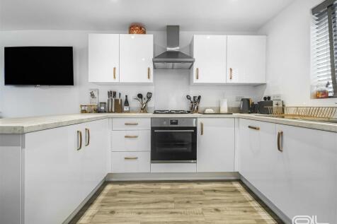 kitchen diner 4.jpg
