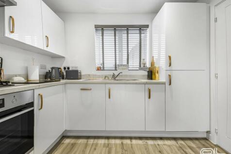 kitchen diner 5.jpg