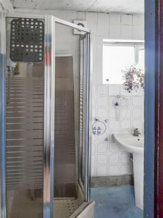 shower .jpg