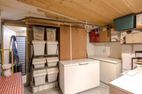 Lower ground floor commercial kitchen and storage 