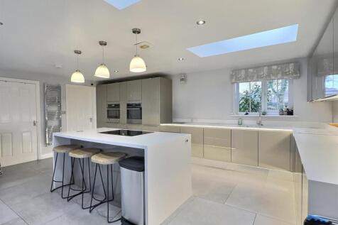 Open Plan Kitchen/ Living Room