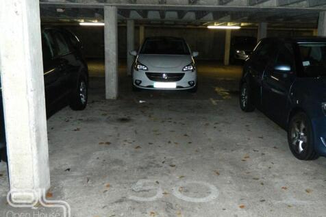 Parking.jpg