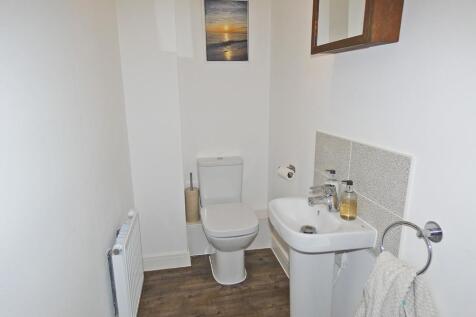 2280cloakroom.jpg