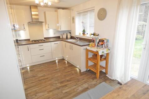 2280kitchen2.jpg