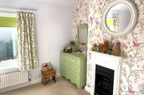 Bedroom One Picture Three.jpg