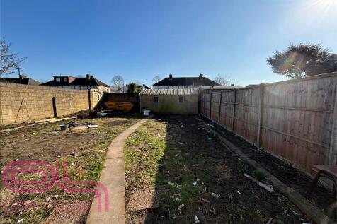 Raleigh Rd - Garden.jpg
