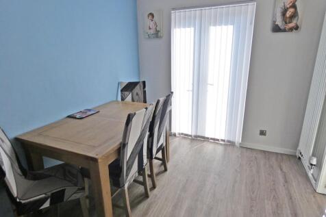 2282diningroom.jpg