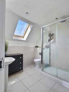 En Suite to Master