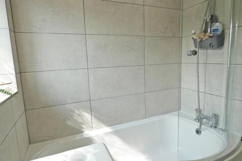 2268bathroom2.jpg