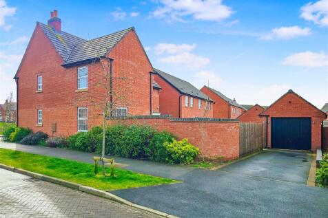 Driveway and Garage.jpg