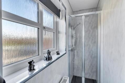 2ND EN SUITE