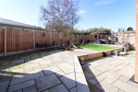 PATIO &amp; EXTERNAL OFFICE