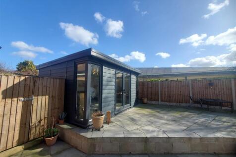 EXTERNAL OFFICE &amp; PATIO