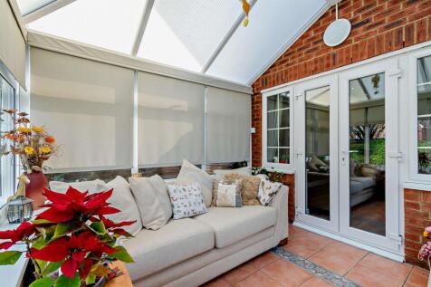 8640569-interior11-800.jpg