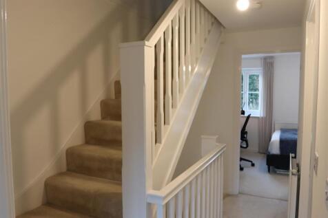 Second Floor Master En-suite Bedroom