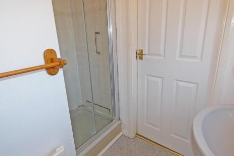 2284ensuite2.jpg